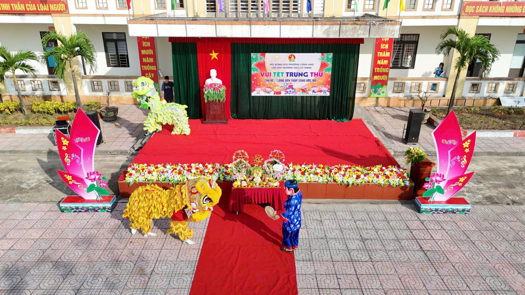 TRUNG THU 19